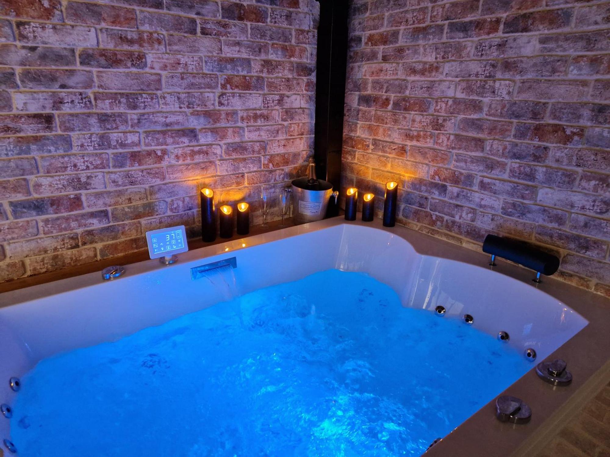 Au Spa De Llea Suite Retro Avignon Eksteriør billede