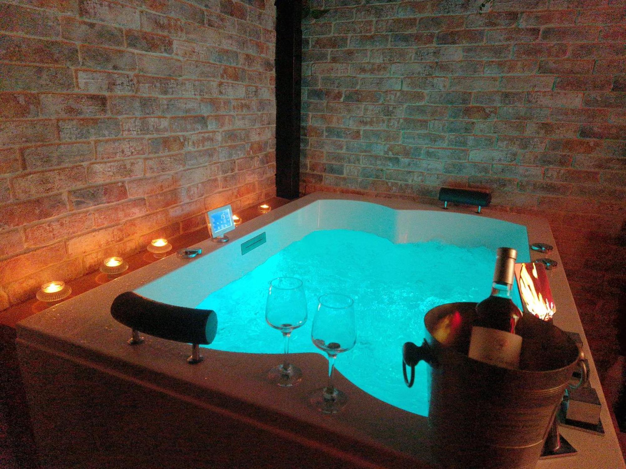 Au Spa De Llea Suite Retro Avignon Eksteriør billede