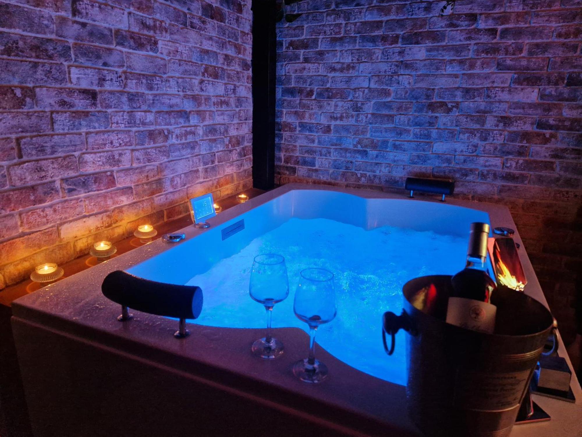Au Spa De Llea Suite Retro Avignon Eksteriør billede